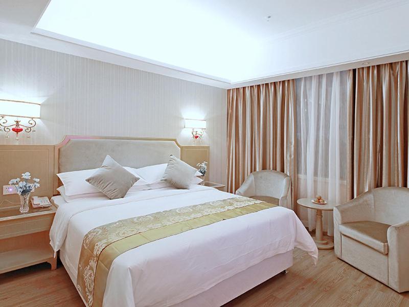 Vienna 3 Best Hotel Baise Zhongshan Road City Central Eksteriør billede